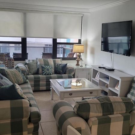 2 Bedroom 2 Bath Beachfront Condo On Miami Beach Millionaire Row Zewnętrze zdjęcie