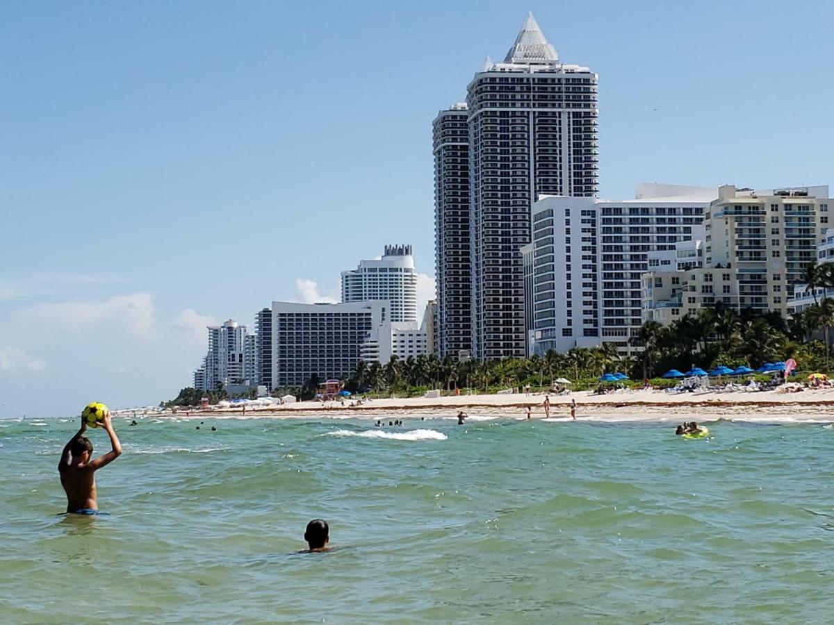 2 Bedroom 2 Bath Beachfront Condo On Miami Beach Millionaire Row Zewnętrze zdjęcie