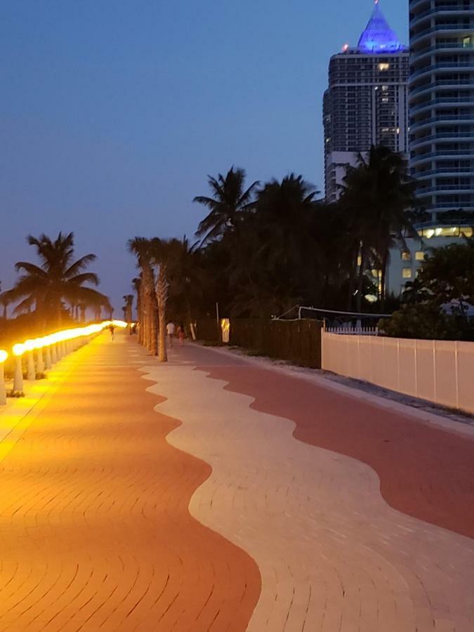 2 Bedroom 2 Bath Beachfront Condo On Miami Beach Millionaire Row Zewnętrze zdjęcie